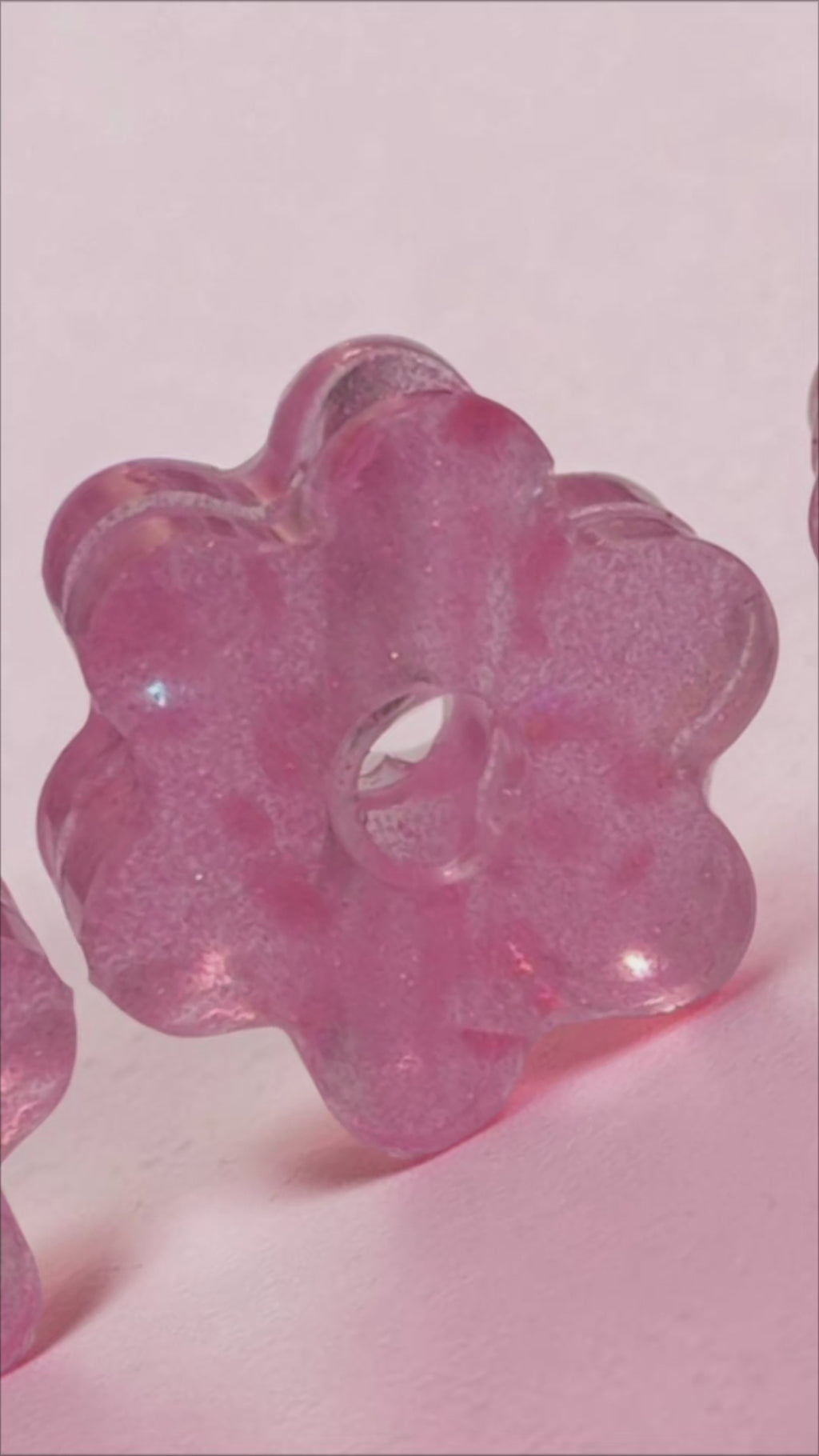 Glow-in-the-Dark Flower Straw Topper – Pink Floral Tumbler Accessory